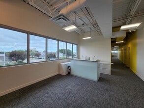 11803 114 Ave NW, Edmonton, AB à louer Photo de l’immeuble– Image 2 sur 5