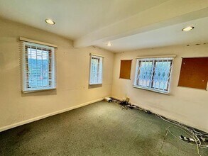 150 West Wycombe Rd, High Wycombe à louer Photo intérieure– Image 2 sur 2