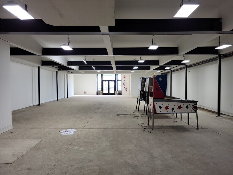 111 S Main St, Neptune, NJ à louer - Photo de l’immeuble – Image 3 sur 10