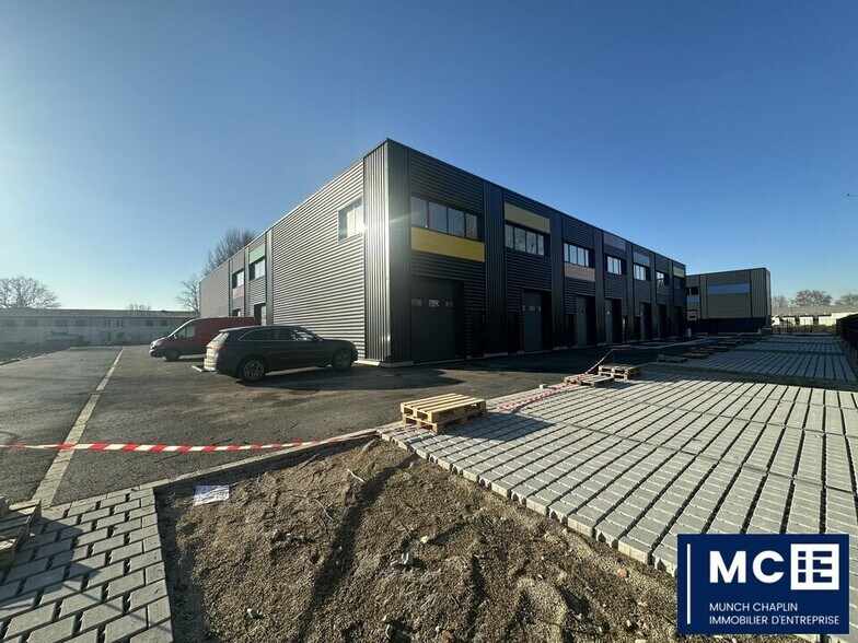 Local d’activités dans Bischheim à louer - Photo de l’immeuble – Image 1 sur 5