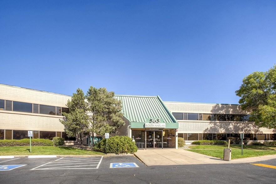 363 S Harlan St, Lakewood, CO à louer - Photo de l’immeuble – Image 3 sur 20