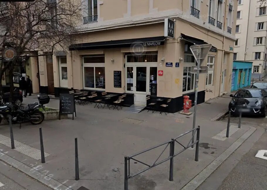 Local commercial dans Lyon à louer Photo de l’immeuble– Image 1 sur 2