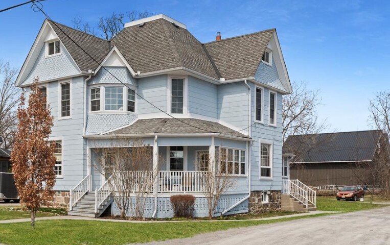 18 Oak St, Kawartha Lakes, ON à vendre Photo de l’immeuble– Image 1 sur 11