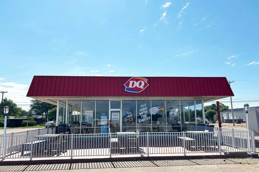 609 W Broadway St, Fritch, TX à louer - Photo de l’immeuble – Image 2 sur 9