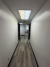 2225 E Flamingo Rd, Las Vegas, NV à louer Photo intérieure– Image 1 sur 7