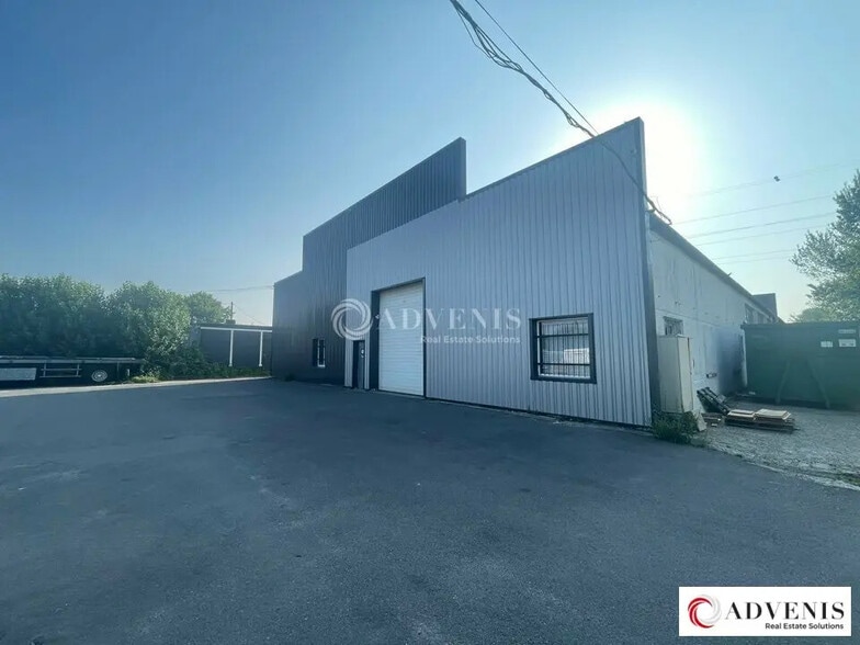Local d’activités dans Mérignac à louer - Photo de l’immeuble – Image 1 sur 12