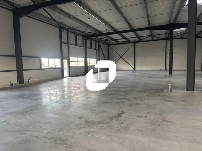 Local d’activités dans Blanquefort à louer - Photo intérieure – Image 3 sur 8