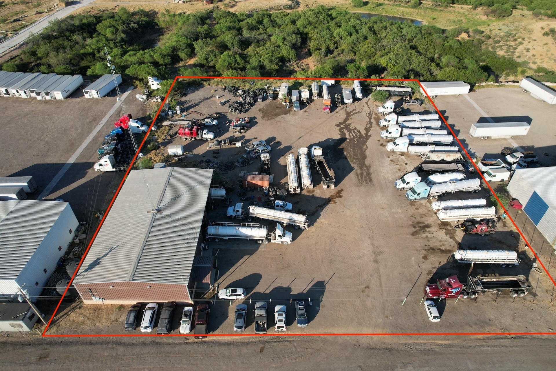 475 El Pico Rd, Laredo, TX à louer Photo de l’immeuble– Image 1 sur 3