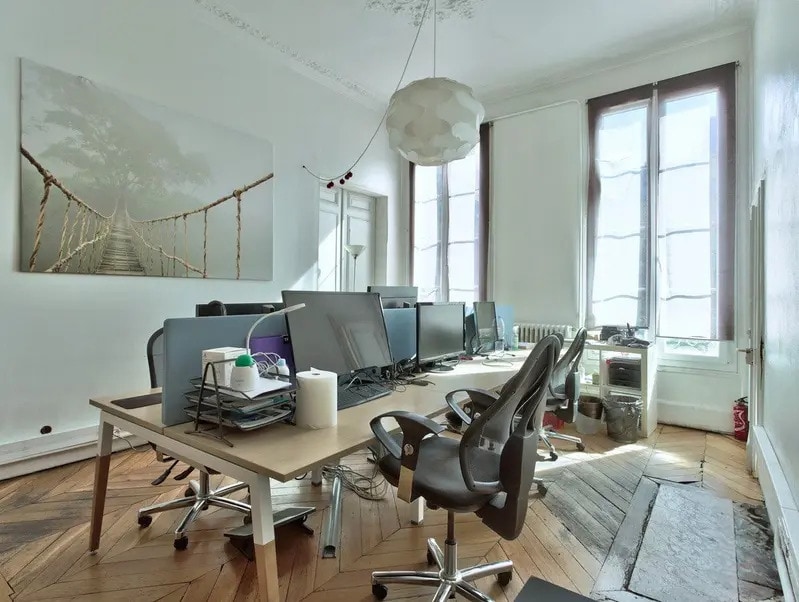 Bureau dans Paris à vendre Photo de l’immeuble– Image 1 sur 10