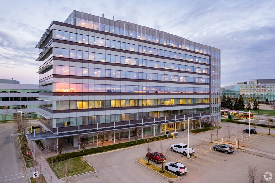 4838 Richard Rd SW, Calgary, AB à louer - Photo de l’immeuble – Image 3 sur 8