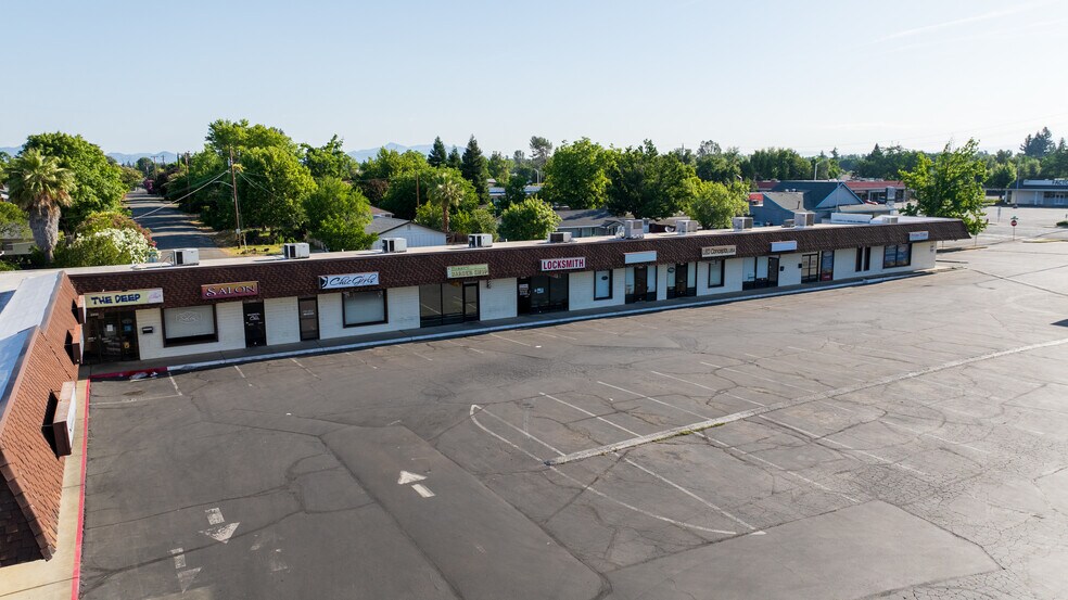 2920-2972 Churn Creek Rd, Redding, CA à louer - Photo de l’immeuble – Image 2 sur 29