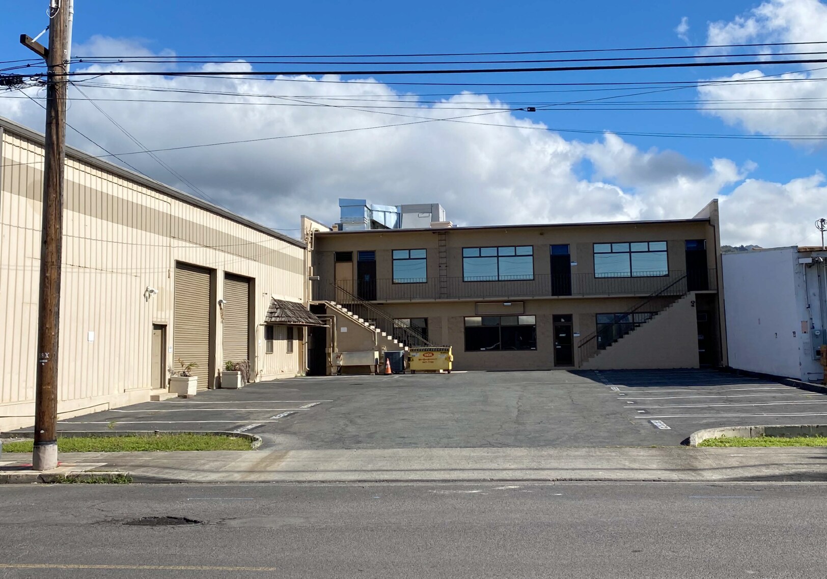 1316 Kaumualii St, Honolulu, HI à louer Photo de l’immeuble– Image 1 sur 5