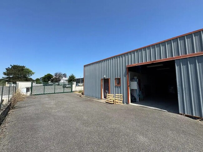 Plus de détails pour Industriel/Logistique à vendre