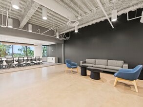 4660 La Jolla Village Dr, San Diego, CA à louer Photo intérieure– Image 2 sur 10