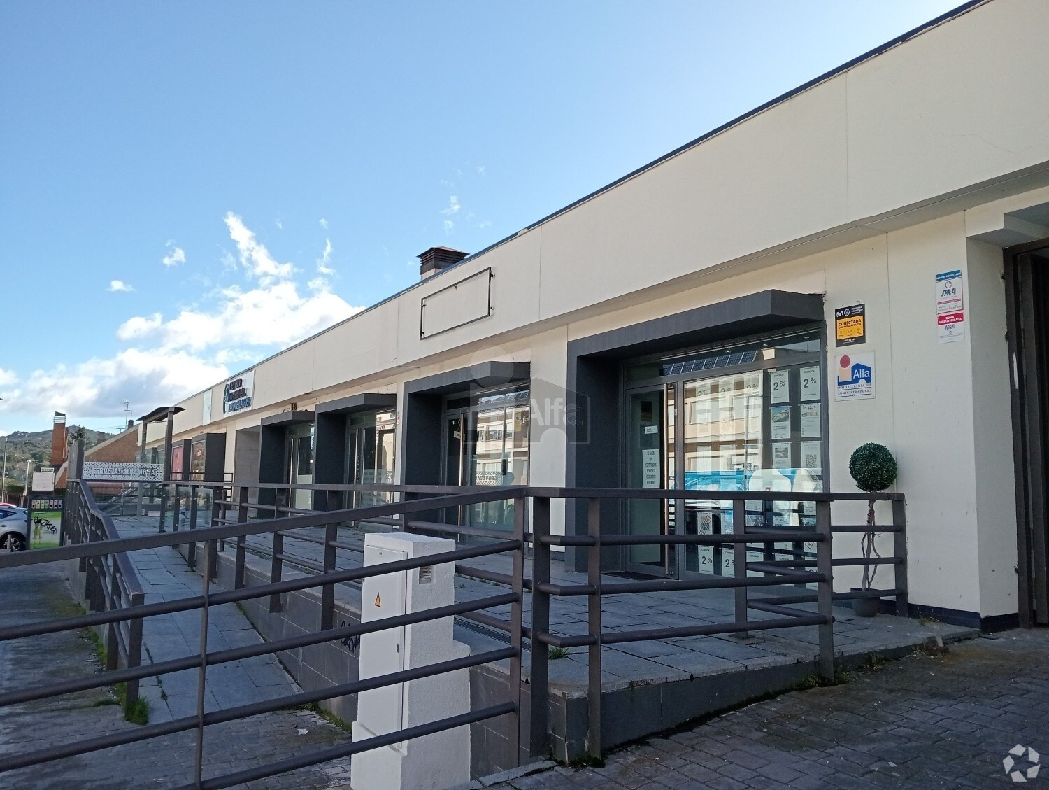 Local commercial dans Galapagar, Madrid à vendre Photo intérieure– Image 1 sur 2