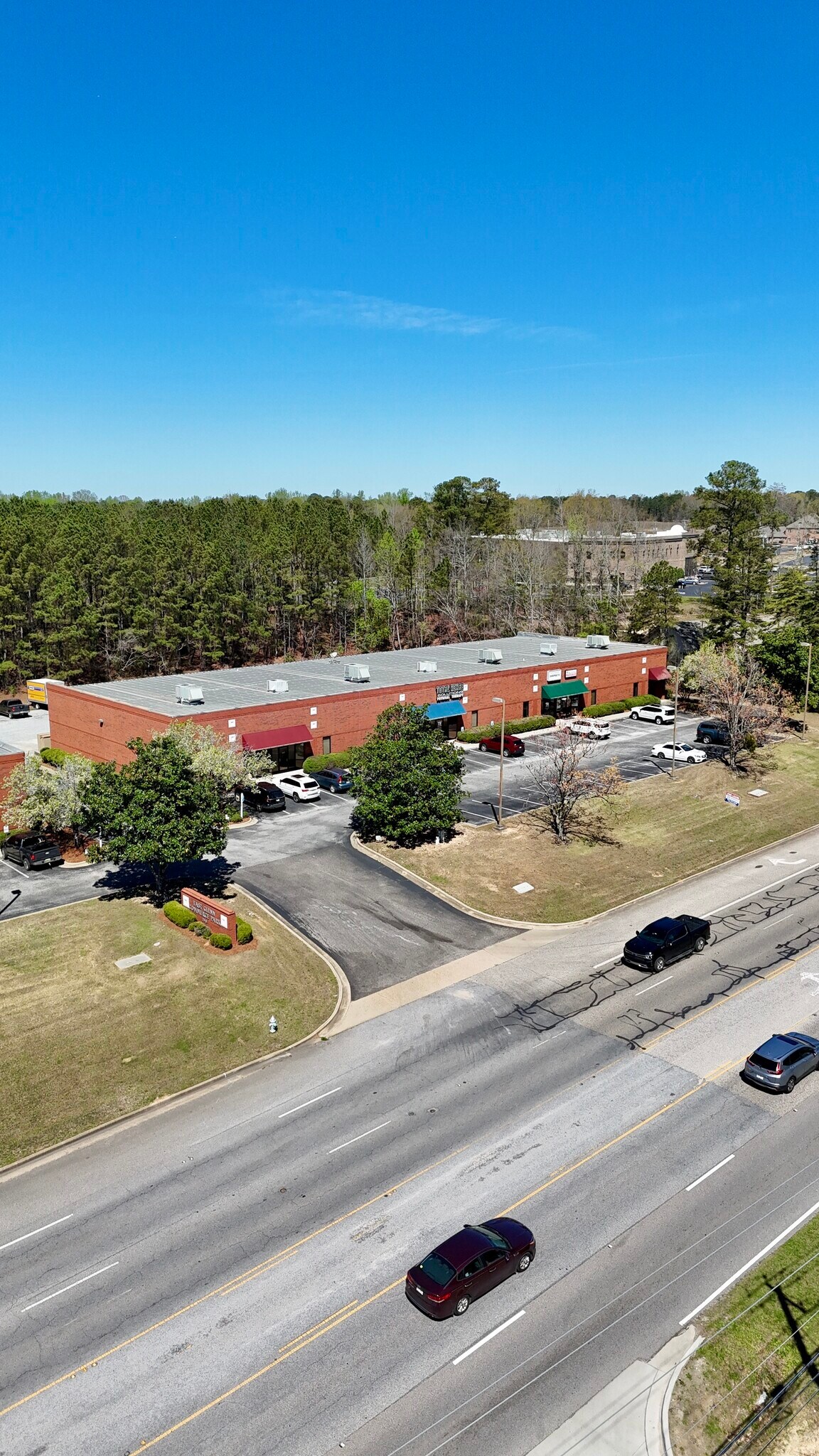 2515 E Glenn Ave, Auburn, AL à louer Photo principale– Image 1 sur 4