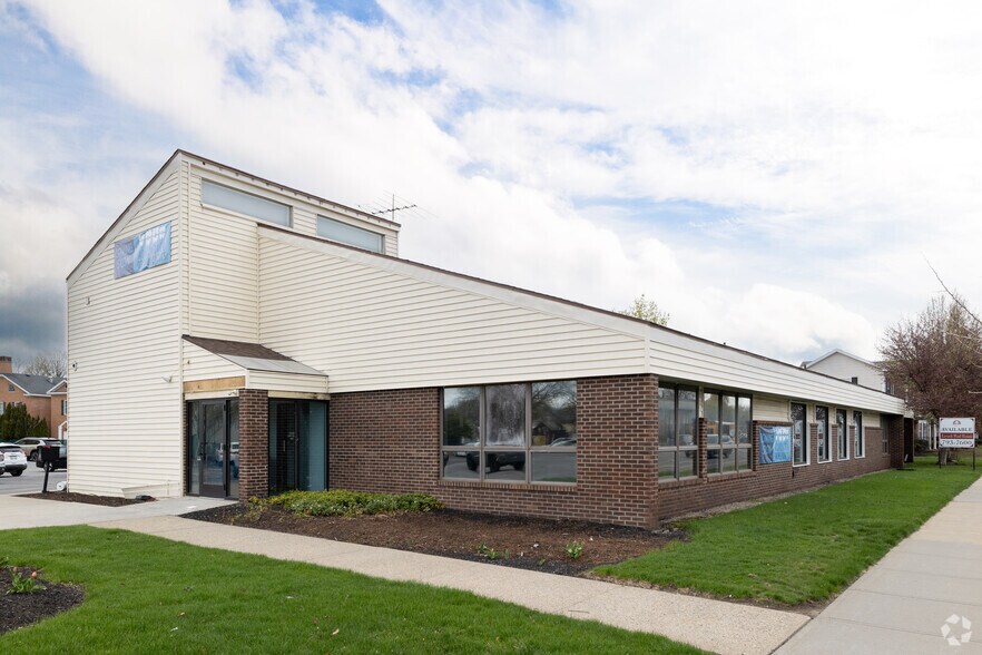 45 Hudson Ave, Glens Falls, NY à louer - Photo principale – Image 1 sur 2