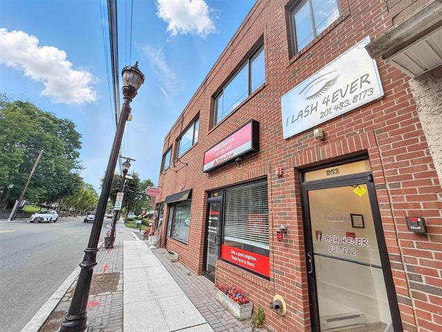 856 Kinderkamack Rd, River Edge, NJ à louer - Photo de l’immeuble – Image 3 sur 5