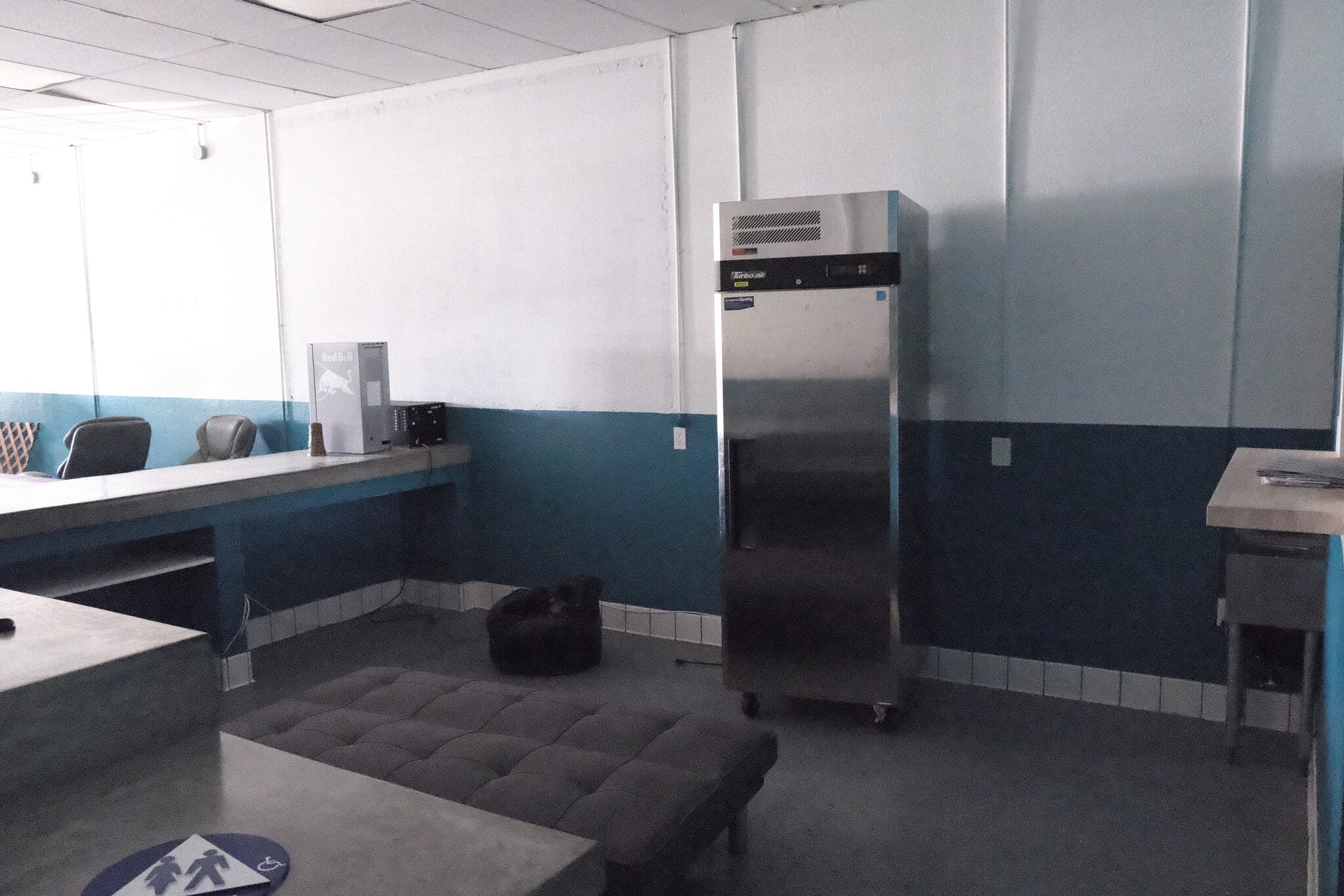 2521-2525 N Grand Ave, Santa Ana, CA à louer Photo intérieure– Image 1 sur 3