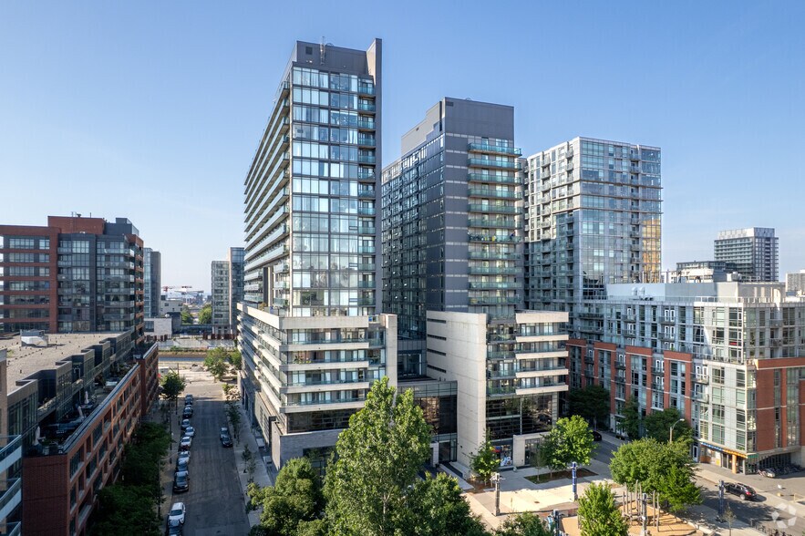 36 Lisgar St, Toronto, ON à louer - Photo de l’immeuble – Image 2 sur 3