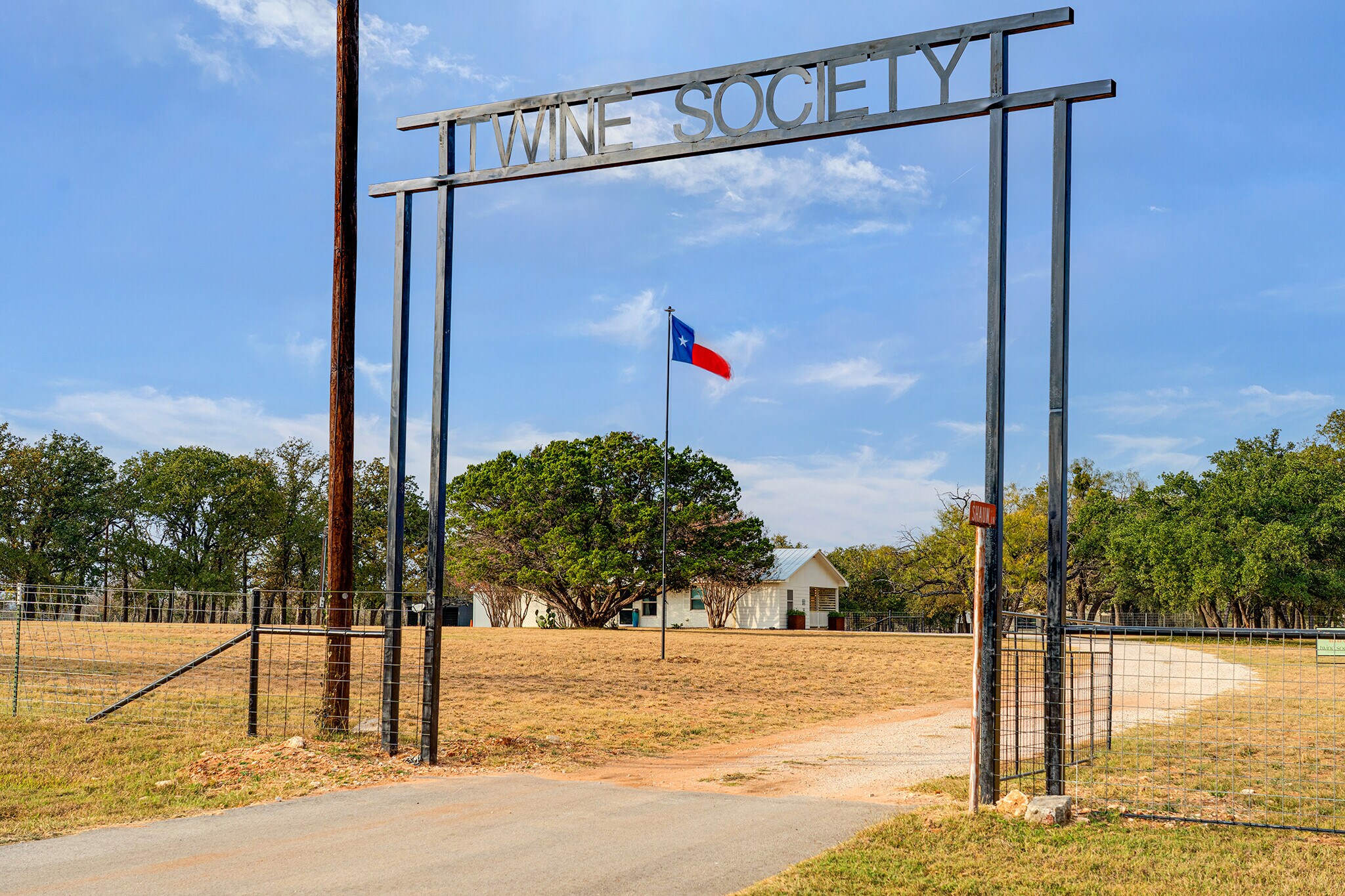 67 Shaun Ln, Fredericksburg, TX à vendre Photo principale– Image 1 sur 27