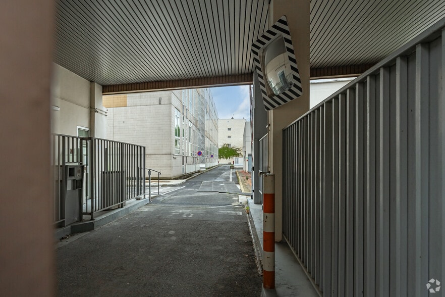 14 Rue Campagne Première, Paris à louer - Photo de l’immeuble – Image 2 sur 3