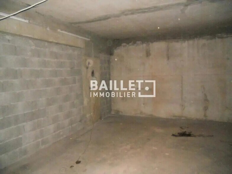 Industriel/Logistique dans Antibes à louer - Photo intérieure – Image 2 sur 3