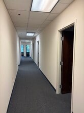 55 Corporate Dr, Trumbull, CT à louer Photo intérieure– Image 2 sur 5