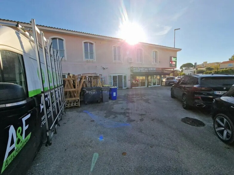 Local commercial dans Le Cannet à vendre - Photo de l’immeuble – Image 2 sur 12