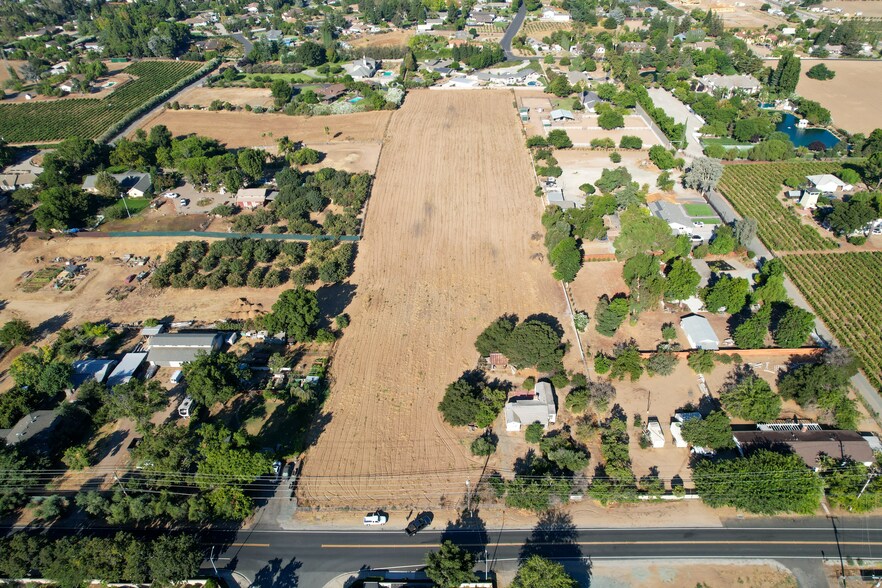 4761 Live Oak Ave, Oakley, CA à vendre - Photo de l’immeuble – Image 2 sur 12
