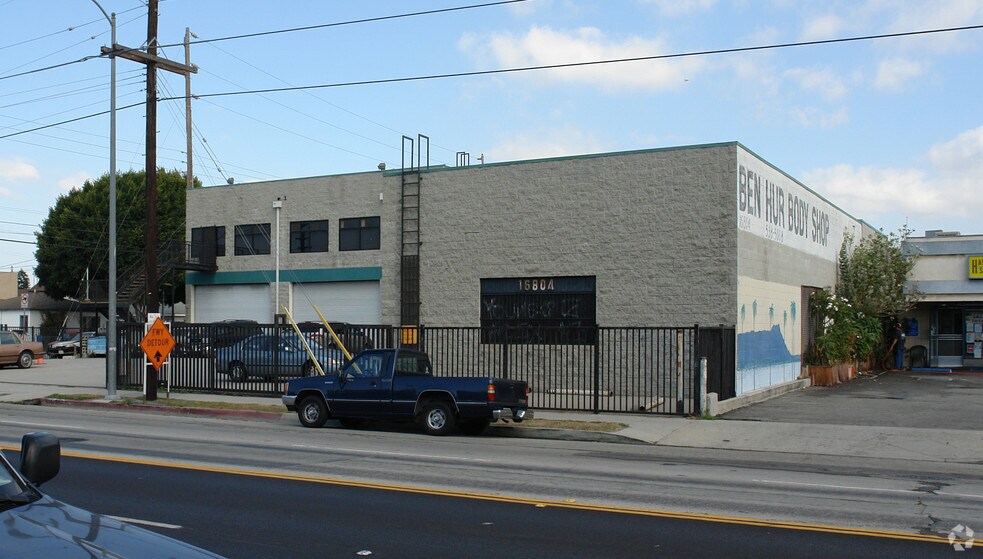 16804 S Vermont Ave, Gardena, CA à louer - Photo principale – Image 1 sur 3