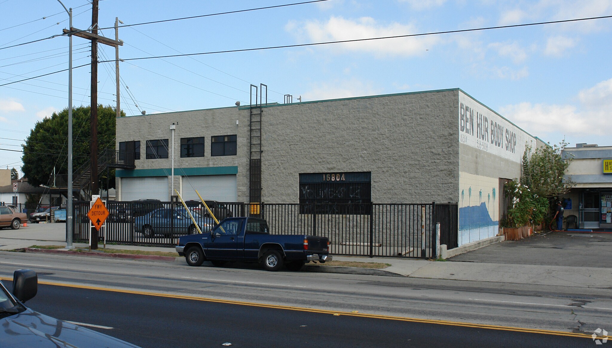 16804 S Vermont Ave, Gardena, CA à louer Photo principale– Image 1 sur 4