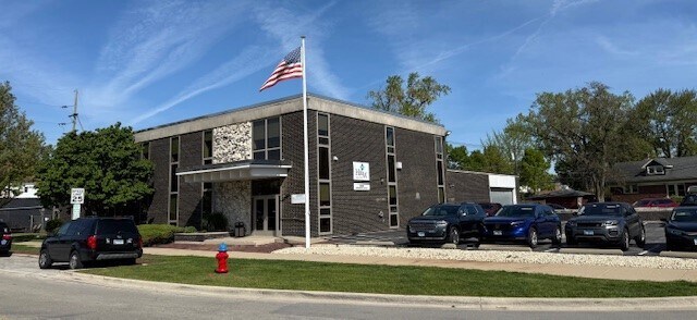 8400 Brookfield Ave, Brookfield, IL à vendre Photo de l’immeuble– Image 1 sur 15