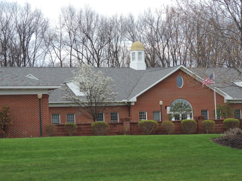 1797 Georgetown Rd, Hudson, OH à louer - Photo de l’immeuble – Image 2 sur 27