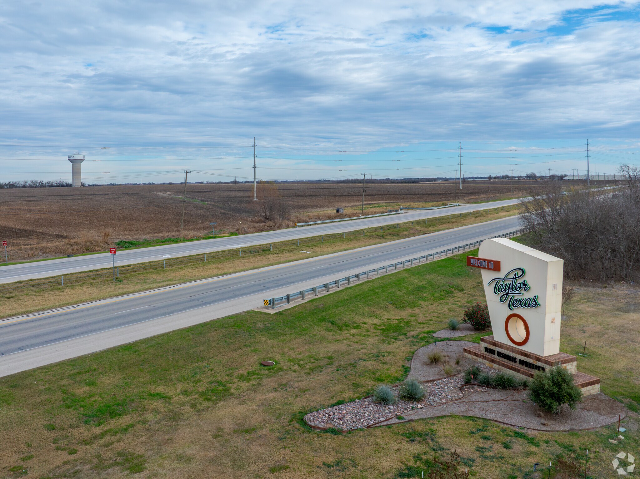 Highway 79, Taylor, TX à vendre Photo principale– Image 1 sur 20