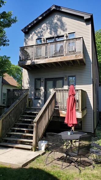 8349 S Constance Ave, Chicago, IL à vendre - Photo de l’immeuble – Image 2 sur 2