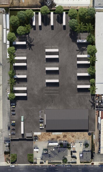 1633 S Campus Ave, Ontario, CA à louer - Photo de l’immeuble – Image 2 sur 3