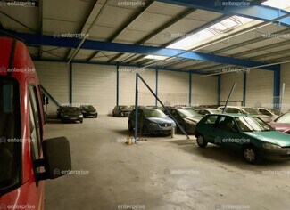 Plus de détails pour Local d'activités à louer