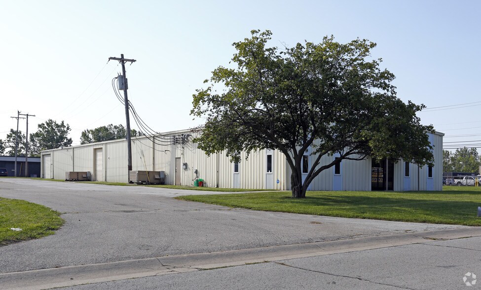 6100 American Rd, Toledo, OH à vendre - Photo de l’immeuble – Image 2 sur 5