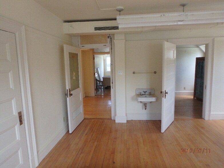 925 Main St, West Point, VA à louer - Photo intérieure – Image 2 sur 5