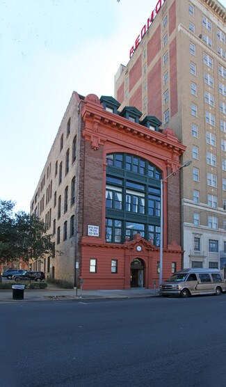 Plus de détails pour 2107 5th Ave N, Birmingham, AL - Bureau à vendre