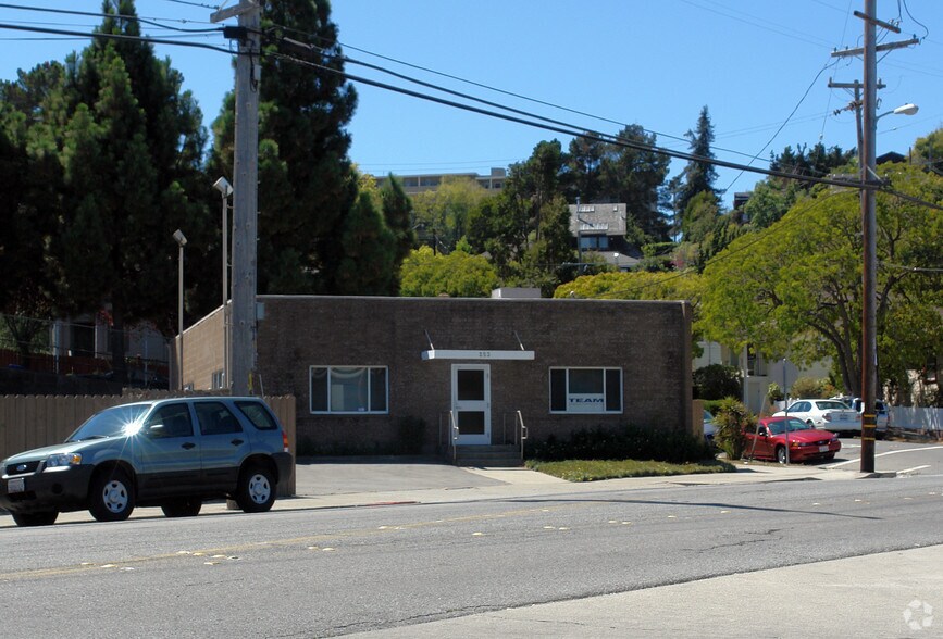 253 Tewksbury Ave, Richmond, CA à vendre - Photo de l’immeuble – Image 2 sur 10