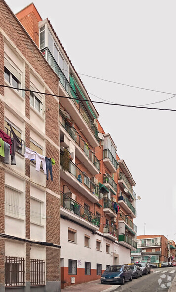 Calle Ramón Esteban, 12, San Sebastián de los Reyes, Madrid à vendre - Photo de l’immeuble – Image 2 sur 2