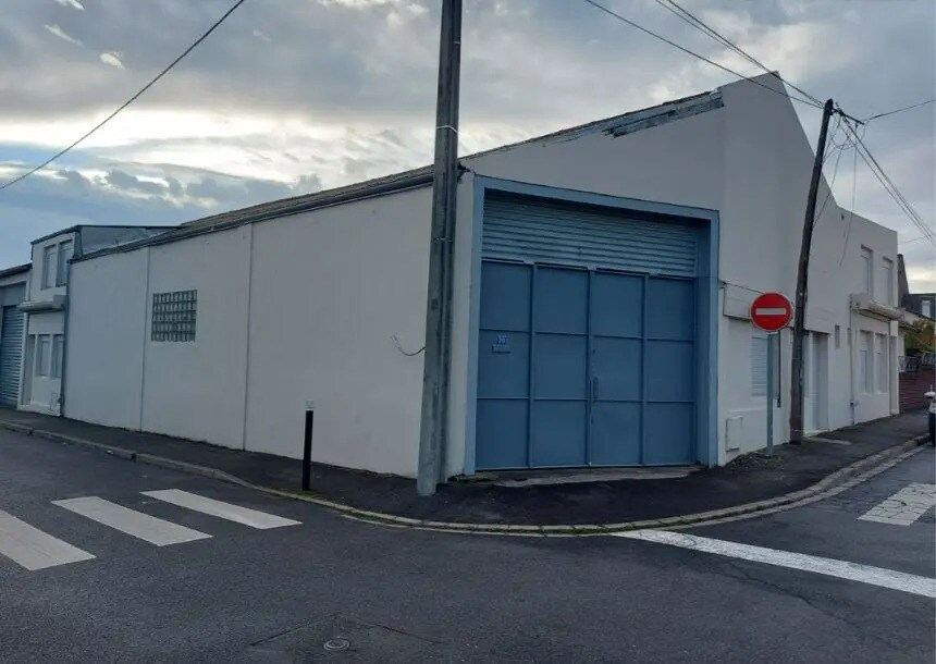 Local d'activités dans GOUSSAINVILLE à vendre Photo de l’immeuble– Image 1 sur 3