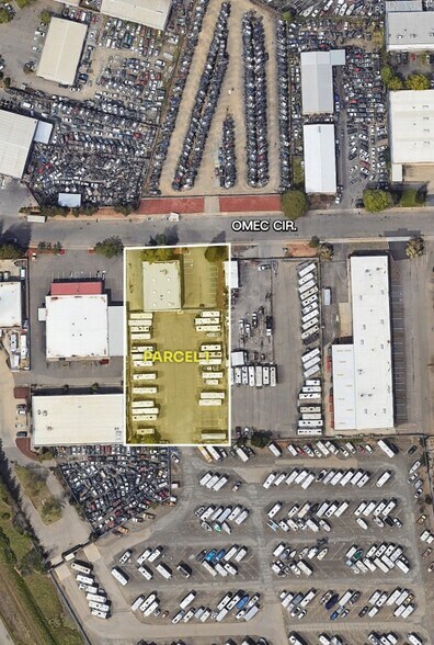 Omec Park portefeuille de 3 biens à vendre sur LoopNet.fr - Photo de l’immeuble – Image 3 sur 4