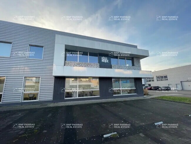 Plus de détails pour 395 Rue Du Général De Gaulle, Marcq-en-Barœul - Bureau à louer