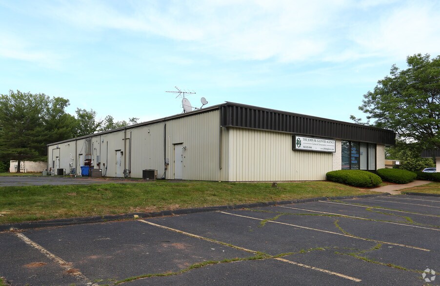 37-39 Webster Square Rd, Berlin, CT à louer - Photo de l’immeuble – Image 2 sur 3
