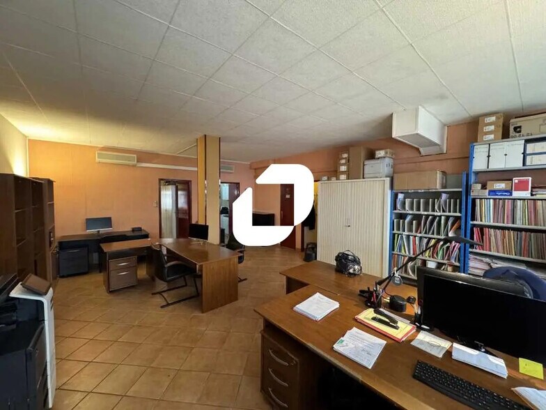 Bureau dans Montrouge à louer - Photo de l’immeuble – Image 3 sur 8
