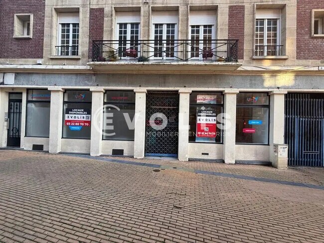 Plus de détails pour Local commercial à louer