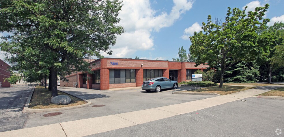 7305 Rapistan Ct, Mississauga, ON à vendre - Photo de l’immeuble – Image 1 sur 11